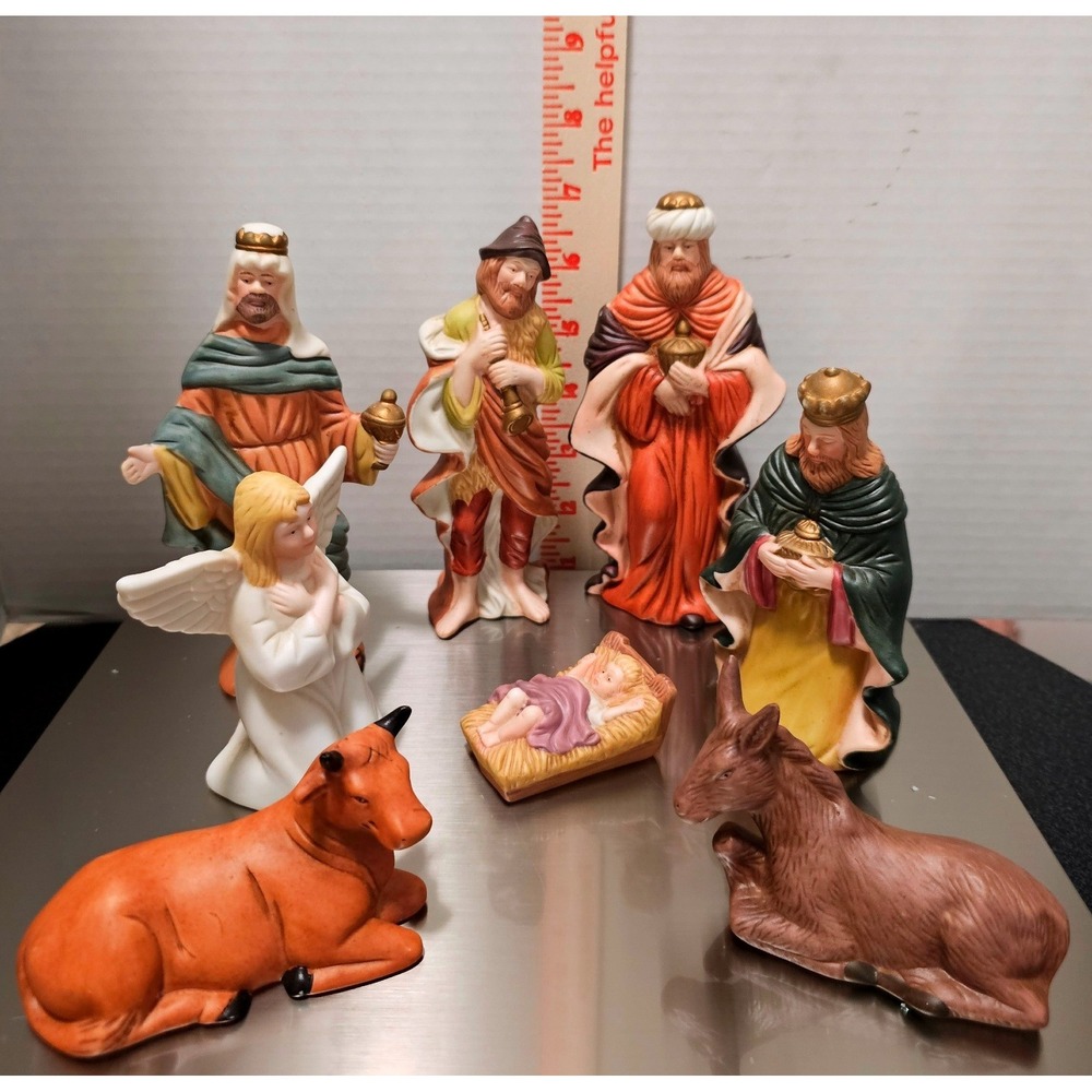 Vintage Pal Imports Hand Painted Porcelain Nativity Set 8 Pc Partial